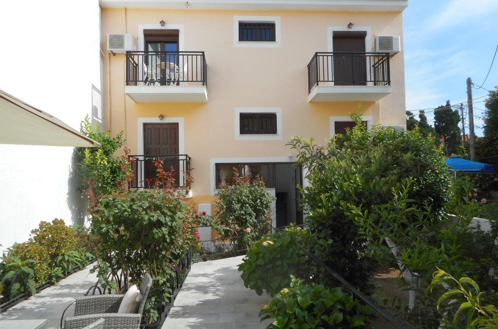 La Plage Hotel Kokkari Exterior foto