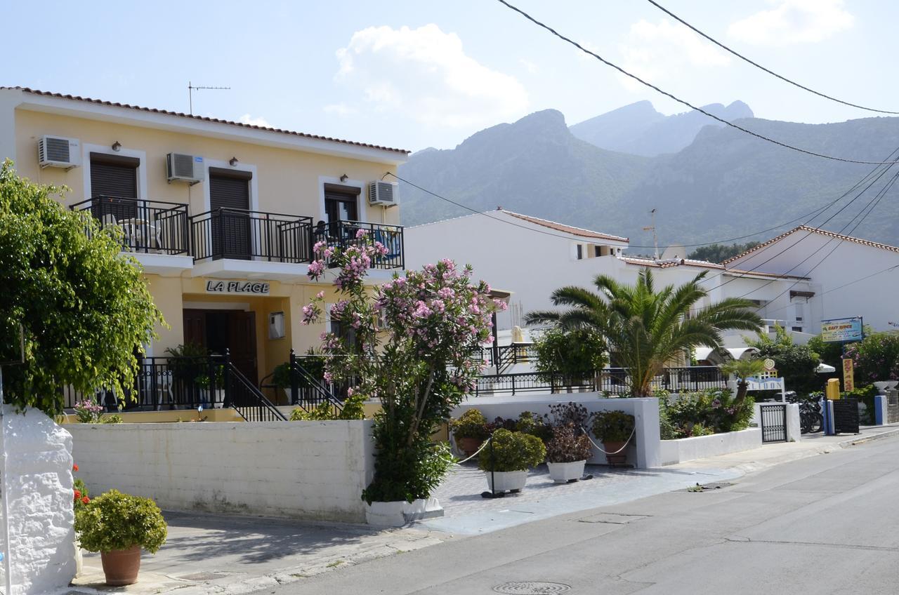 La Plage Hotel Kokkari Exterior foto