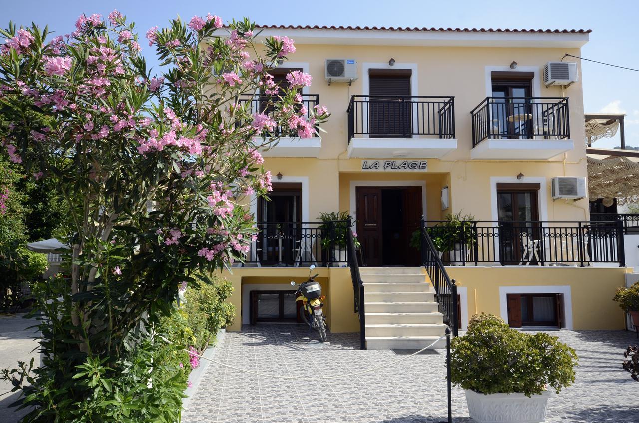 La Plage Hotel Kokkari Exterior foto